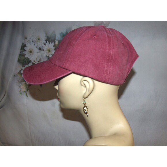 Black Cat Peeking with paws hat Wine Color Stone Washed NEW Baseball Cap - Picture 3 of 5